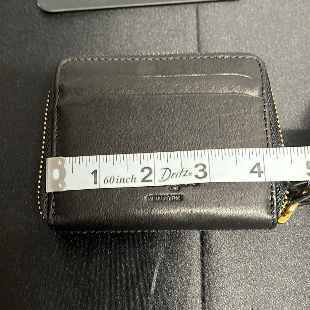 Margot New York | “Dana” Small Zip Around Leather Wallet - Picture 7 of 9